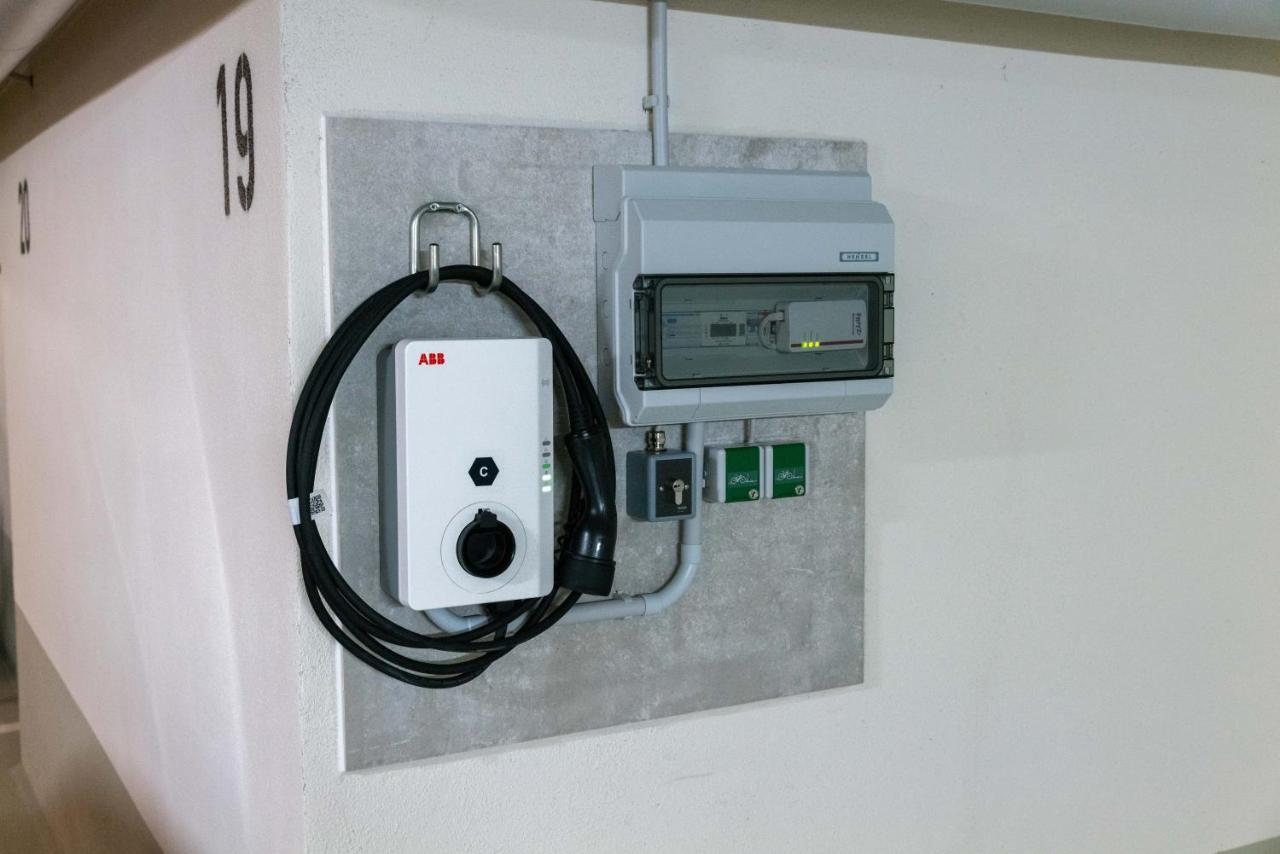 Pole Poppenspäler mit Ladestation Büsum Exterior foto